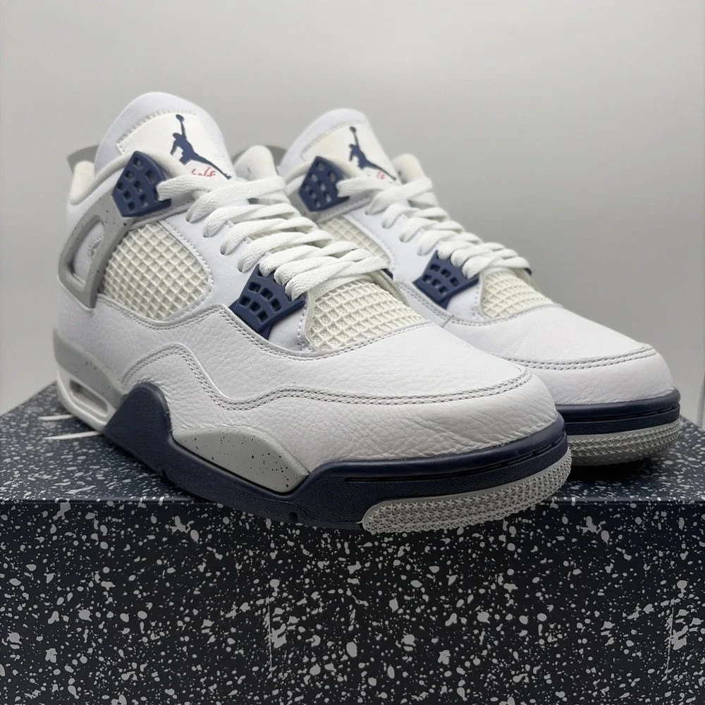 Size 10.5 - Jordan 4 Retro Mid Midnight Navy (DH6927-140)